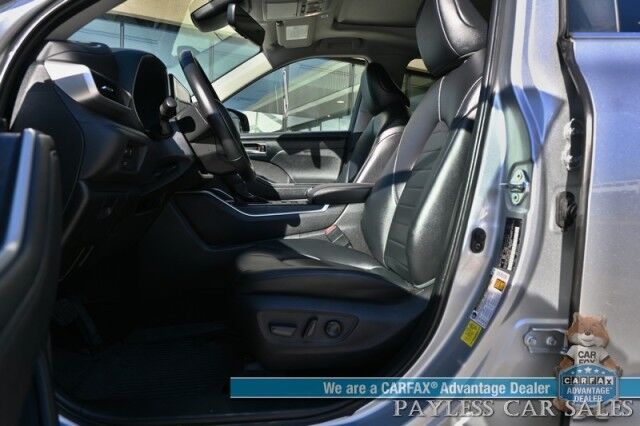 2024 Toyota Highlander XLE / AWD / Power & Heated Leather Seats / Sunroof / Adaptive Cruise / Lane Departure & Blind Spot / Rear Captain Chairs / 3rd Row / Apple CarPlay & Android Auto / Back Up Camera / Keyless Entry & Start / 1-Owner Anchorage AK