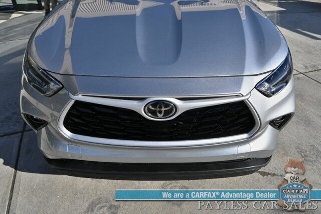 2024 Toyota Highlander XLE / AWD / Power & Heated Leather Seats / Sunroof / Adaptive Cruise / Lane Departure & Blind Spot / Rear Captain Chairs / 3rd Row / Apple CarPlay & Android Auto / Back Up Camera / Keyless Entry & Start / 1-Owner Anchorage AK