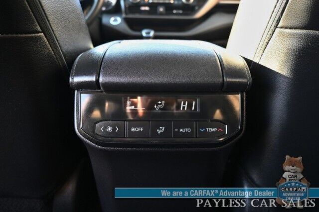 2024 Toyota Highlander XLE / AWD / Power & Heated Leather Seats / Sunroof / Adaptive Cruise / Lane Departure & Blind Spot / Rear Captain Chairs / 3rd Row / Apple CarPlay & Android Auto / Back Up Camera / Keyless Entry & Start / 1-Owner Anchorage AK