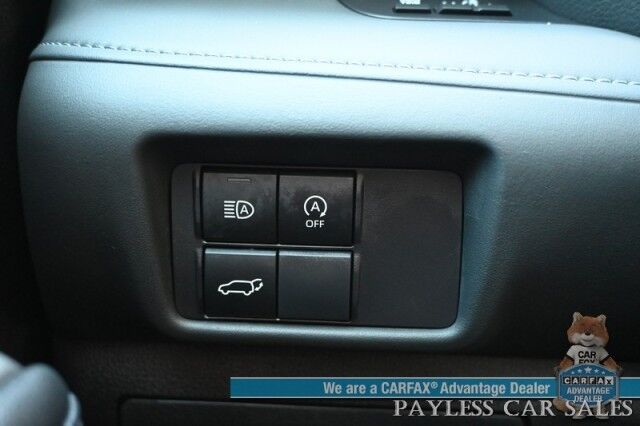 2024 Toyota Highlander XLE / AWD / Power & Heated Leather Seats / Sunroof / Adaptive Cruise / Lane Departure & Blind Spot / Rear Captain Chairs / 3rd Row / Apple CarPlay & Android Auto / Back Up Camera / Keyless Entry & Start / 1-Owner Anchorage AK