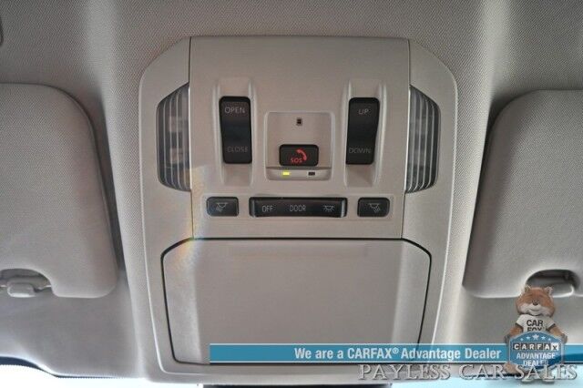 2024 Toyota Highlander XLE / AWD / Power & Heated Leather Seats / Sunroof / Adaptive Cruise / Lane Departure & Blind Spot / Rear Captain Chairs / 3rd Row / Apple CarPlay & Android Auto / Back Up Camera / Keyless Entry & Start / 1-Owner Anchorage AK