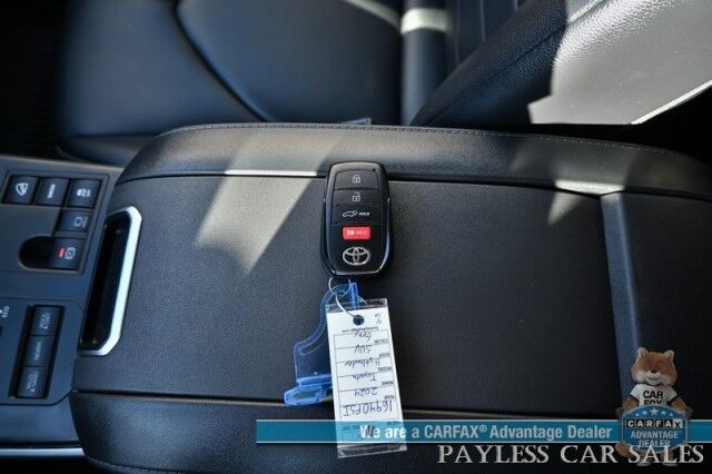 2024 Toyota Highlander XLE / AWD / Power & Heated Leather Seats / Sunroof / Adaptive Cruise / Lane Departure & Blind Spot / Rear Captain Chairs / 3rd Row / Seats 7 / Apple CarPlay & Android Auto / Back Up Camera / 1-Owner Anchorage AK