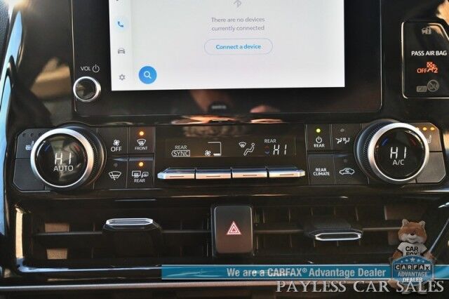 2024 Toyota Highlander XLE / AWD / Power & Heated Leather Seats / Sunroof / Adaptive Cruise / Lane Departure & Blind Spot / Rear Captain Chairs / 3rd Row / Seats 7 / Apple CarPlay & Android Auto / Back Up Camera / 1-Owner Anchorage AK