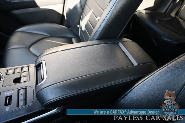 2024 Toyota Highlander XLE / AWD / Power & Heated Leather Seats / Sunroof / Adaptive Cruise / Lane Departure & Blind Spot / Rear Captain Chairs / 3rd Row / Seats 7 / Apple CarPlay & Android Auto / Back Up Camera / 1-Owner Anchorage AK