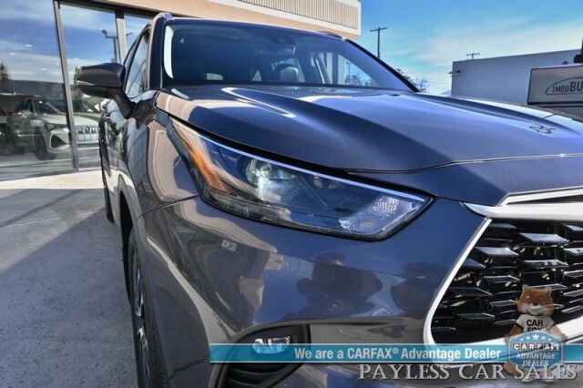 2024 Toyota Highlander XLE / AWD / Power & Heated Leather Seats / Sunroof / Adaptive Cruise / Lane Departure & Blind Spot / Rear Captain Chairs / 3rd Row / Seats 7 / Apple CarPlay & Android Auto / Back Up Camera / 1-Owner Anchorage AK