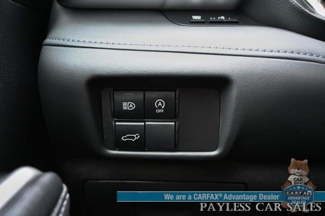 2024 Toyota Highlander XLE / AWD / Power & Heated Leather Seats / Sunroof / Adaptive Cruise / Lane Watch & Blind Spot / Apple CarPlay & Android Auto / Captain Chairs / 3rd Row / Back Up Cam / Only 23K Miles / 1-Owner Anchorage AK