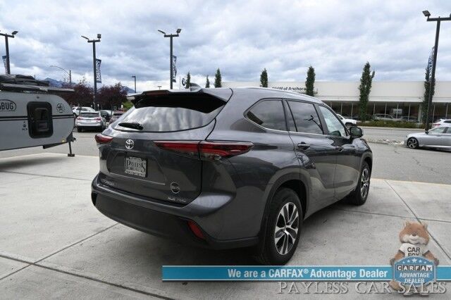 2024 Toyota Highlander XLE / AWD / Power & Heated Leather Seats / Sunroof / Adaptive Cruise / Lane Watch & Blind Spot / Apple CarPlay & Android Auto / Captain Chairs / 3rd Row / Back Up Cam / Only 23K Miles / 1-Owner Anchorage AK
