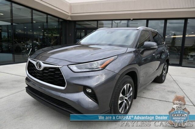 2024 Toyota Highlander XLE / AWD / Power & Heated Leather Seats / Sunroof / Adaptive Cruise / Lane Watch & Blind Spot / Apple CarPlay & Android Auto / Captain Chairs / 3rd Row / Back Up Cam / Only 23K Miles / 1-Owner Anchorage AK