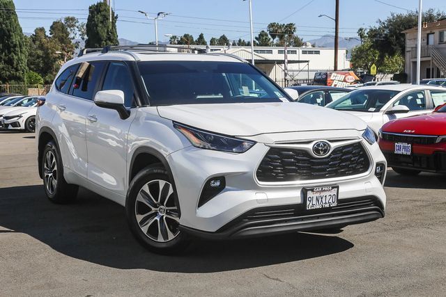 2024 Toyota Highlander XLE