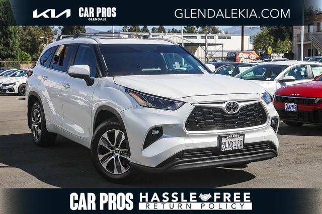 2024 Toyota Highlander XLE