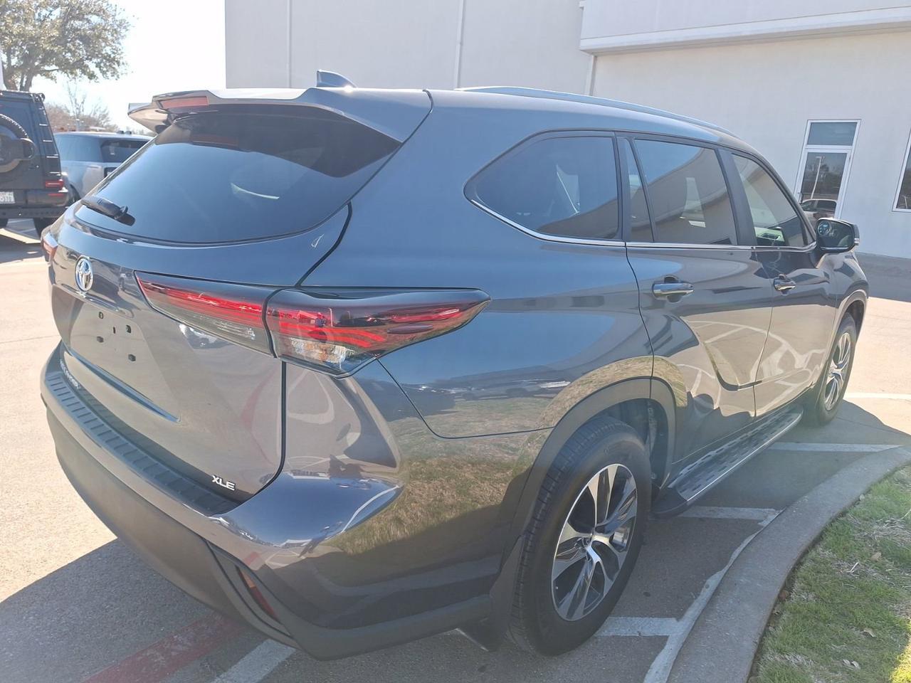 2024 Toyota Highlander XLE Hurst TX