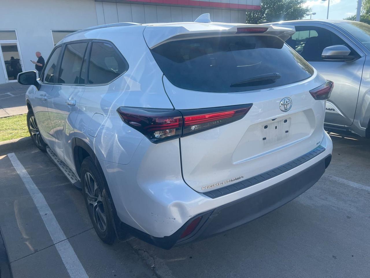 2024 Toyota Highlander XLE Hurst TX