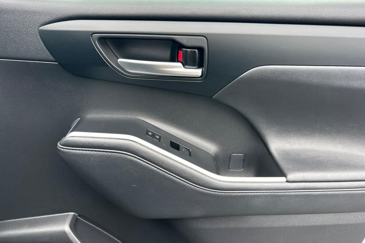 2024 Toyota Highlander XLE Roseville CA