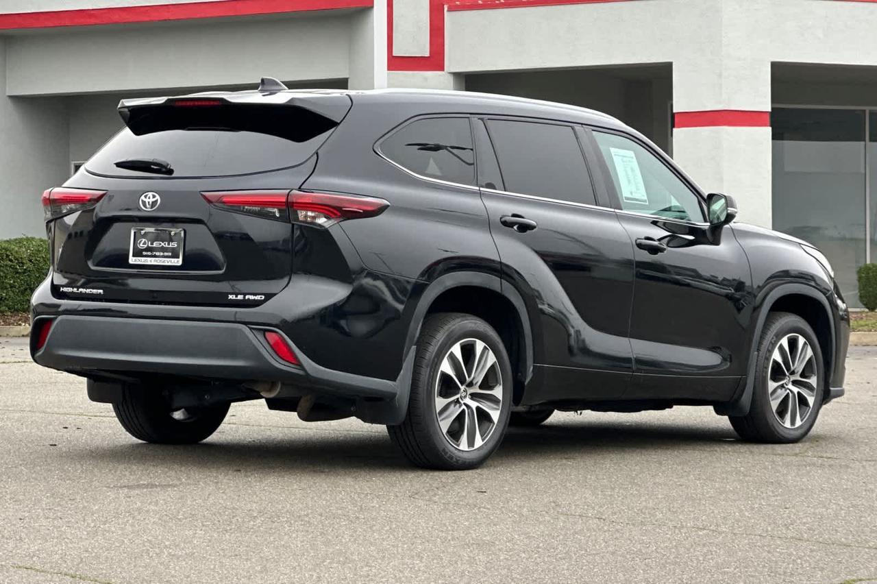 2024 Toyota Highlander XLE