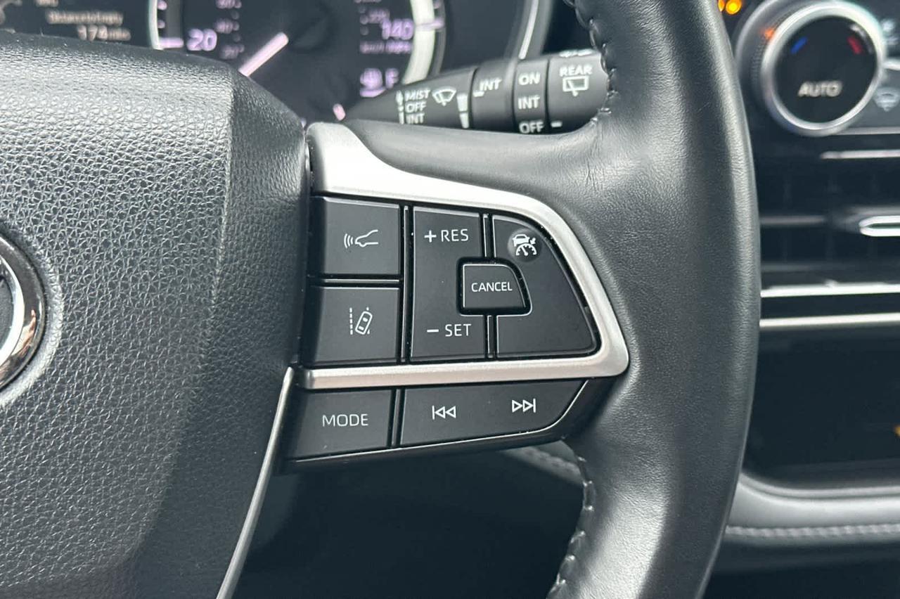 2024 Toyota Highlander XLE Roseville CA