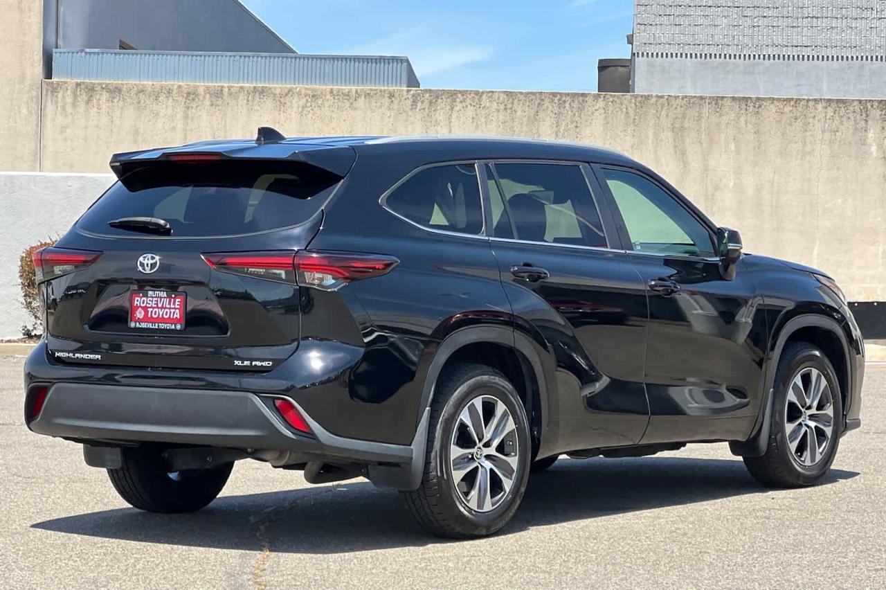 2024 Toyota Highlander XLE