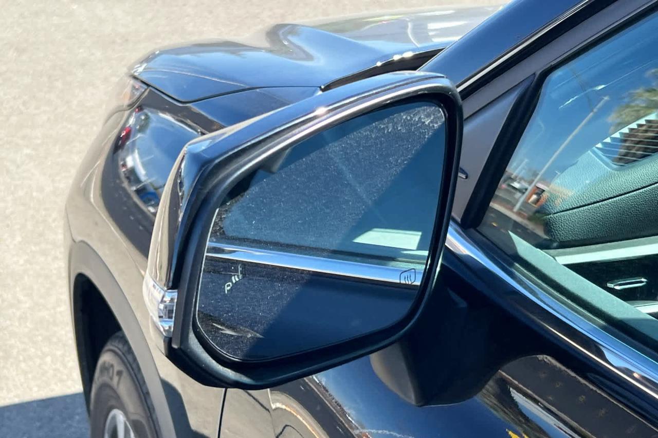 2024 Toyota Highlander XLE Roseville CA