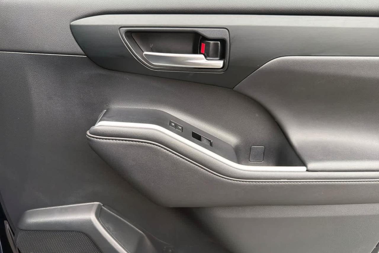 2024 Toyota Highlander XLE Roseville CA