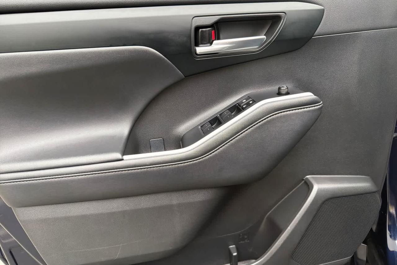 2024 Toyota Highlander XLE Roseville CA