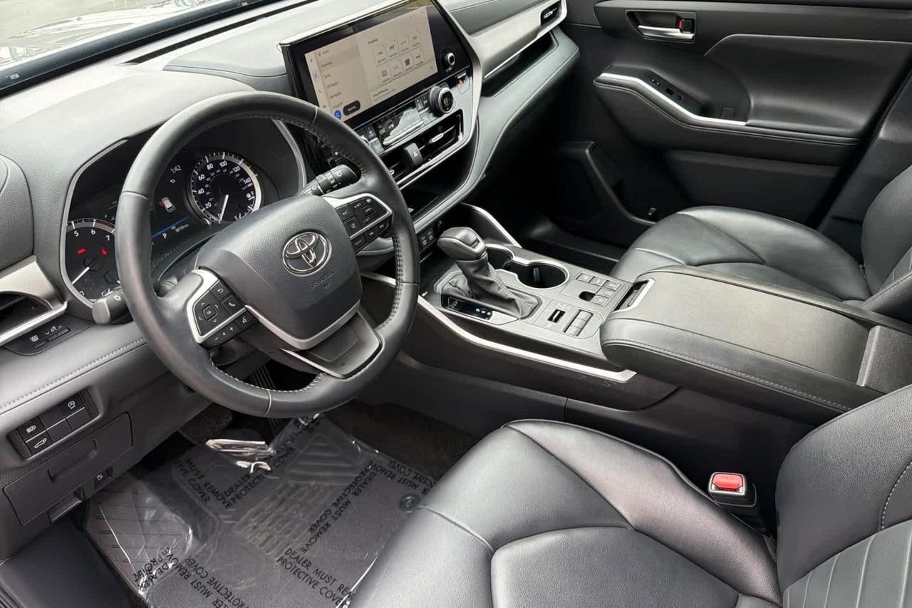 2024 Toyota Highlander XLE Roseville CA