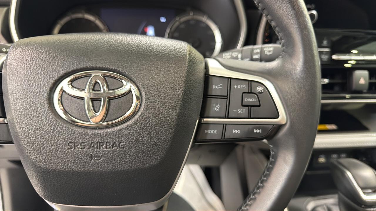 2024 Toyota Highlander XLE San Antonio TX