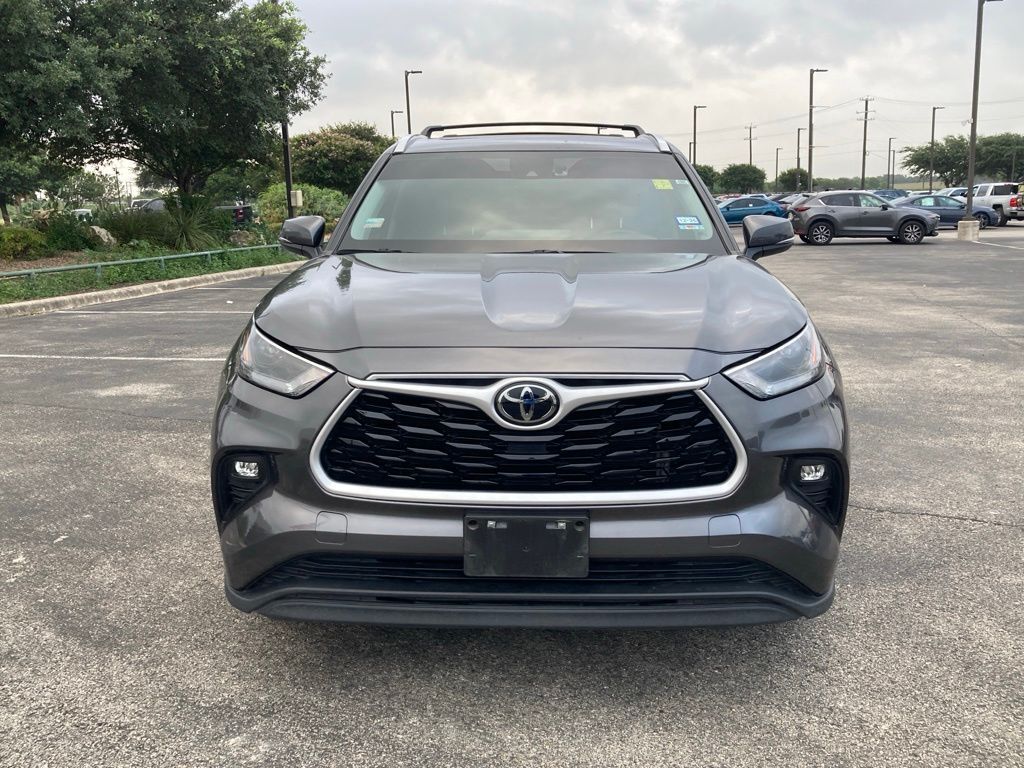 2024 Toyota Highlander XLE
