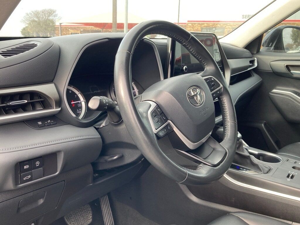 2024 Toyota Highlander XLE San Antonio TX