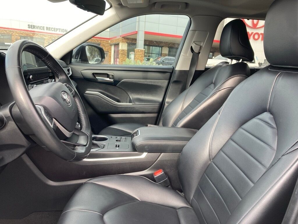 2024 Toyota Highlander XLE San Antonio TX