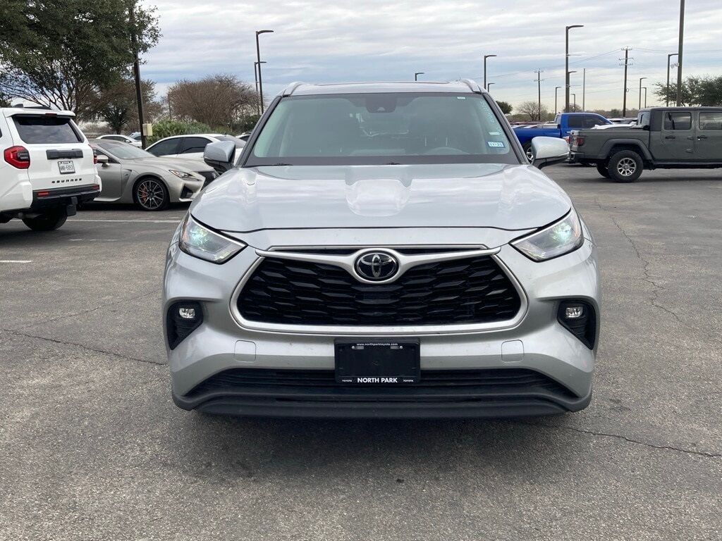 2024 Toyota Highlander XLE