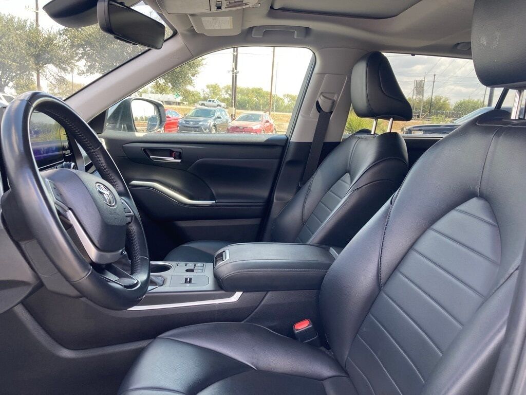 2024 Toyota Highlander XLE San Antonio TX