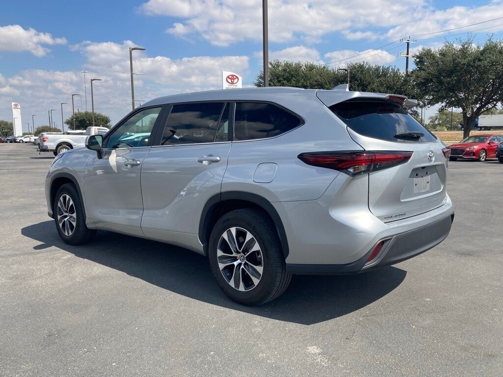 2024 Toyota Highlander XLE San Antonio TX