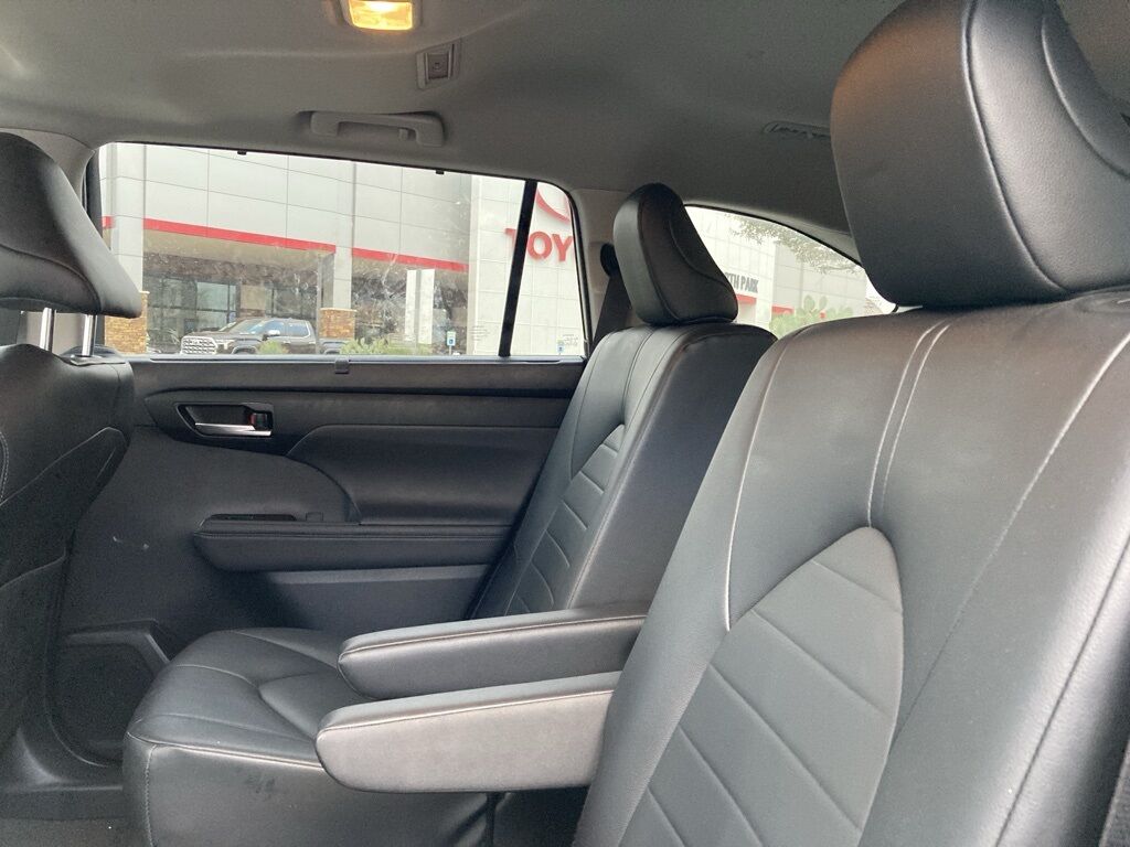 2024 Toyota Highlander XLE San Antonio TX