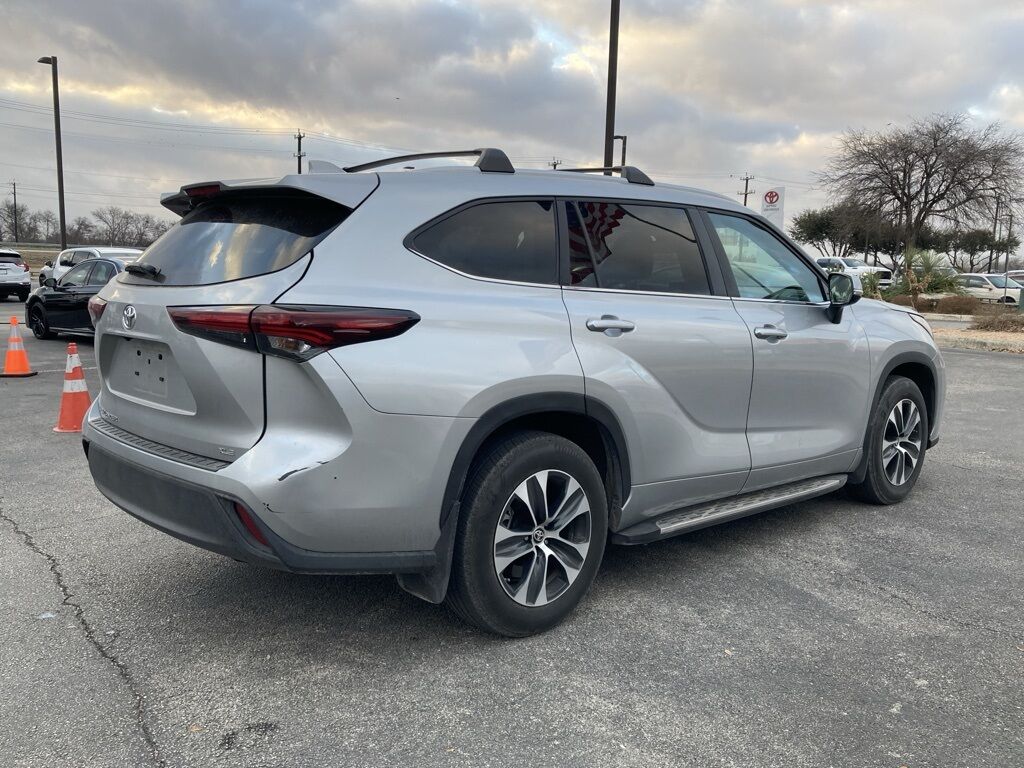 2024 Toyota Highlander XLE San Antonio TX
