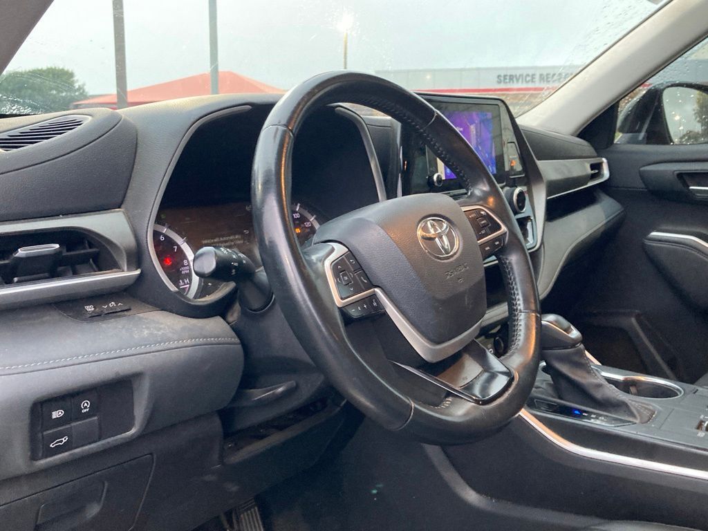 2024 Toyota Highlander XLE San Antonio TX