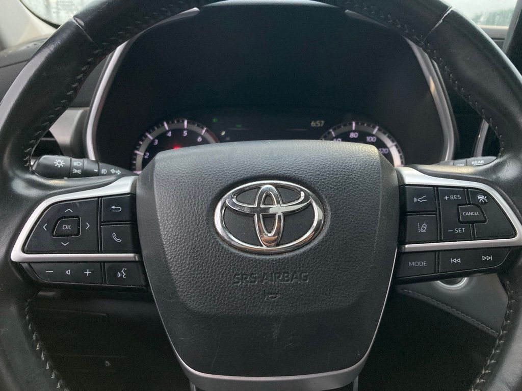 2024 Toyota Highlander XLE San Antonio TX