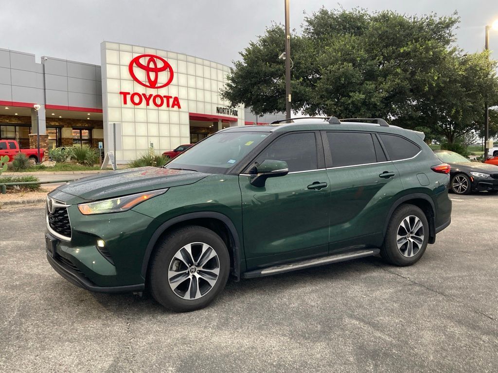 2024 Toyota Highlander