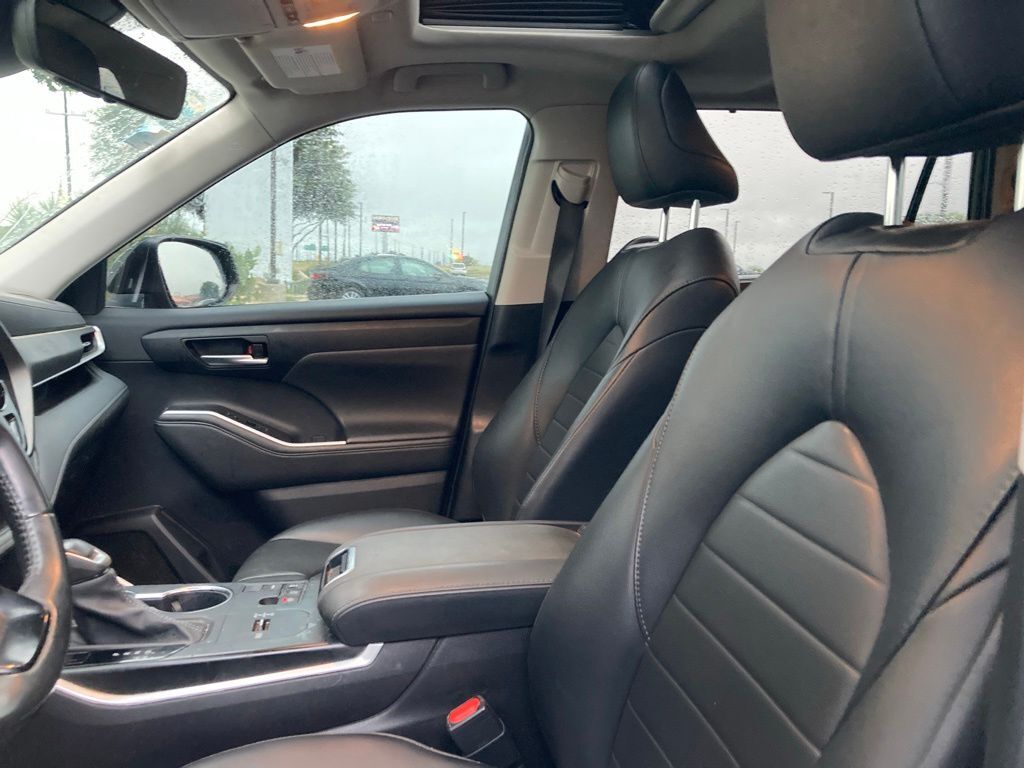2024 Toyota Highlander XLE San Antonio TX