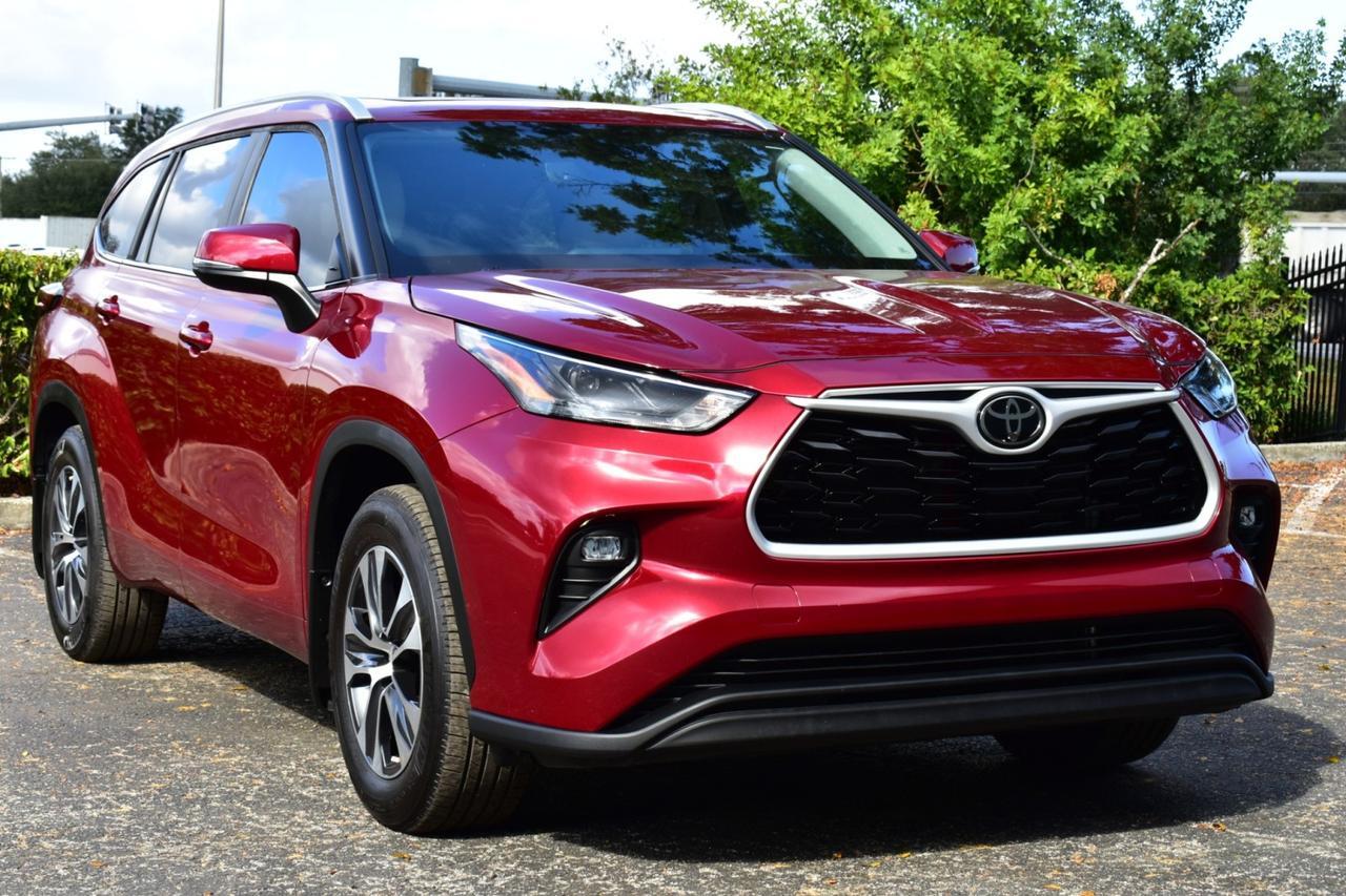 2024 Toyota Highlander XLE Tampa FL