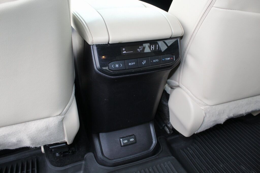 2024 Toyota Highlander XLE Richmond VA