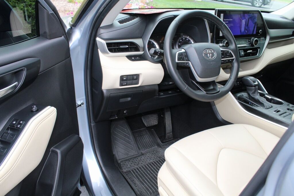 2024 Toyota Highlander XLE Richmond VA