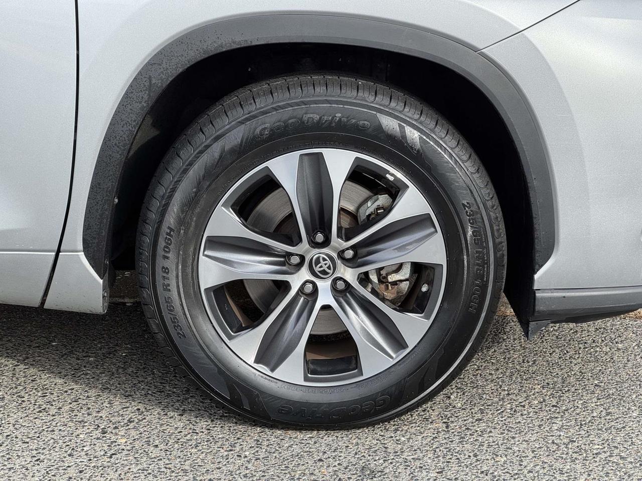 2024 Toyota Highlander XLE Fredericksburg VA