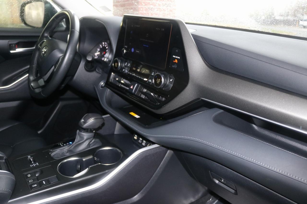 2024 Toyota Highlander XLE Fredericksburg VA