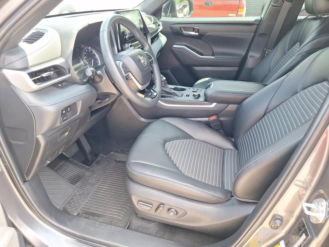 2024 Toyota Highlander XSE Hurst TX