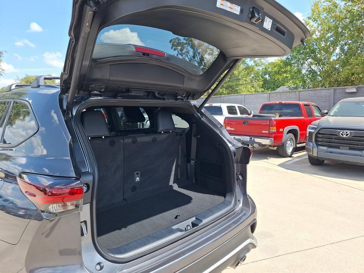 2024 Toyota Highlander XSE Hurst TX