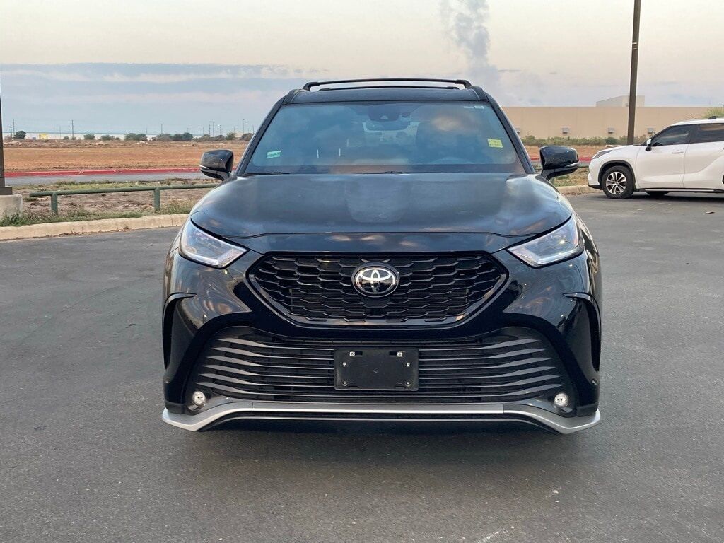 2024 Toyota Highlander XSE