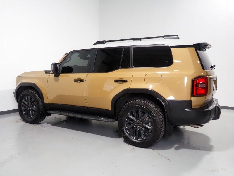 2024 Toyota Land Cruiser 4WD *PREMIUM PKG, HEADS-UP DISPLAY, NAVIGATION, ADAPTIVE CRUISE, SAFETY ALERTS, 360 VIEW CAMERAS, MOONROOF, LEATHER, CLIMATE SEATS, HEATED STEERING, 20 INCH WHEELS, JBL AUDIO, WIRELESS CHARGING, ANDROID & APPLE Round Rock TX