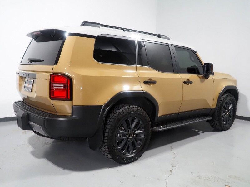 2024 Toyota Land Cruiser 4WD *PREMIUM PKG, HEADS-UP DISPLAY, NAVIGATION, ADAPTIVE CRUISE, SAFETY ALERTS, 360 VIEW CAMERAS, MOONROOF, LEATHER, CLIMATE SEATS, HEATED STEERING, 20 INCH WHEELS, JBL AUDIO, WIRELESS CHARGING, ANDROID & APPLE Round Rock TX