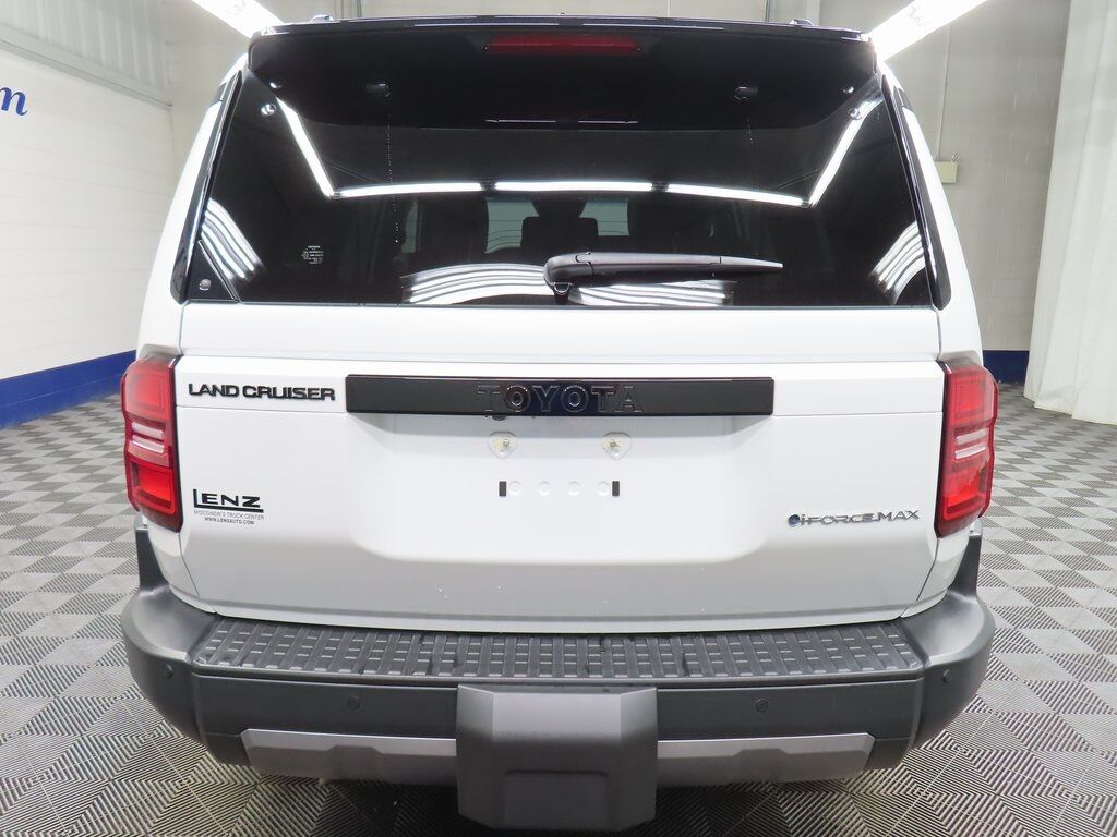 2024 Toyota Land Cruiser Base 4WD Fond du Lac WI