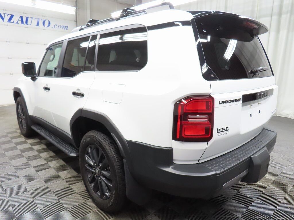 2024 Toyota Land Cruiser Base 4WD Fond du Lac WI