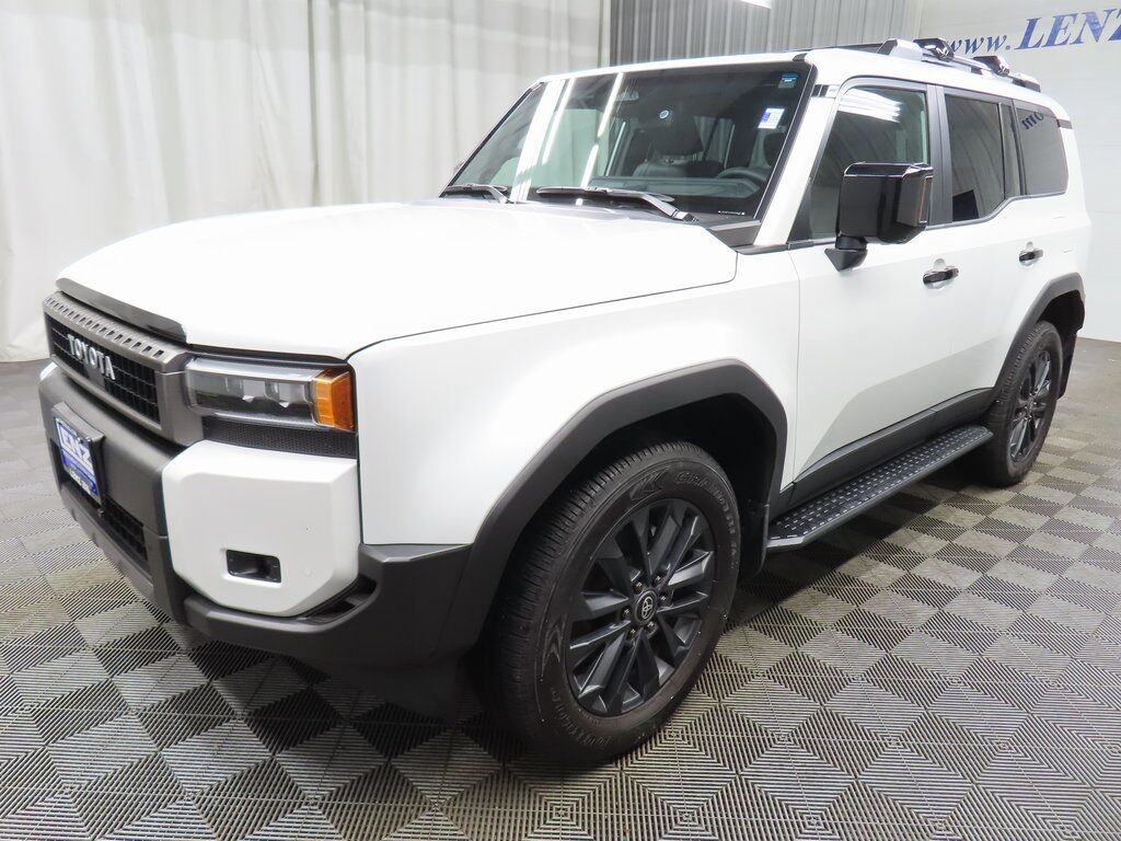2024 Toyota Land Cruiser Base 4WD Fond du Lac WI